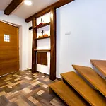 Joseph's Yard 公寓 罗维尼